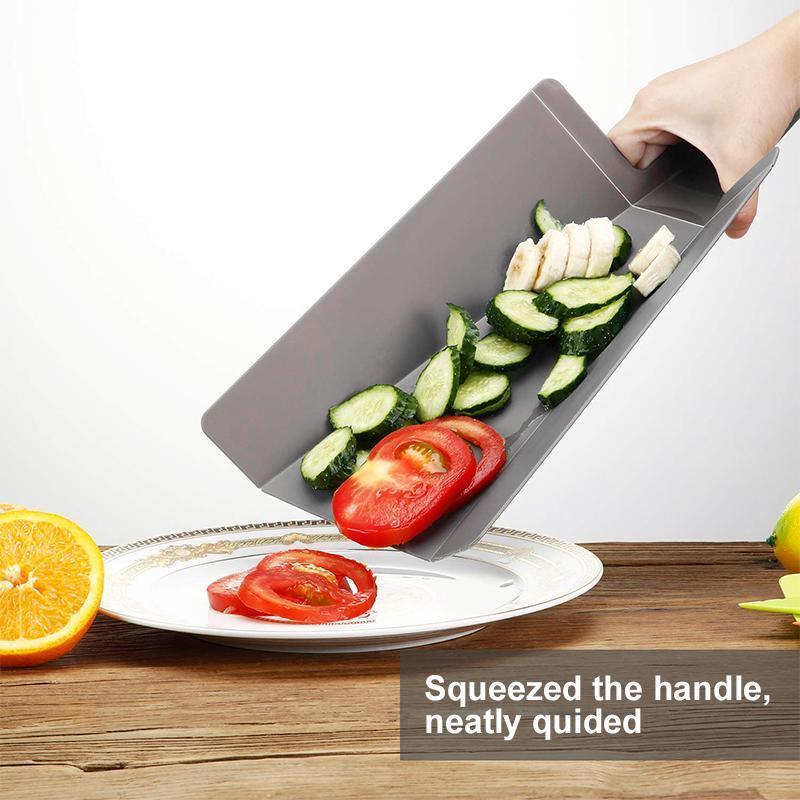 Foldable Plastic Cutting Board With Handle